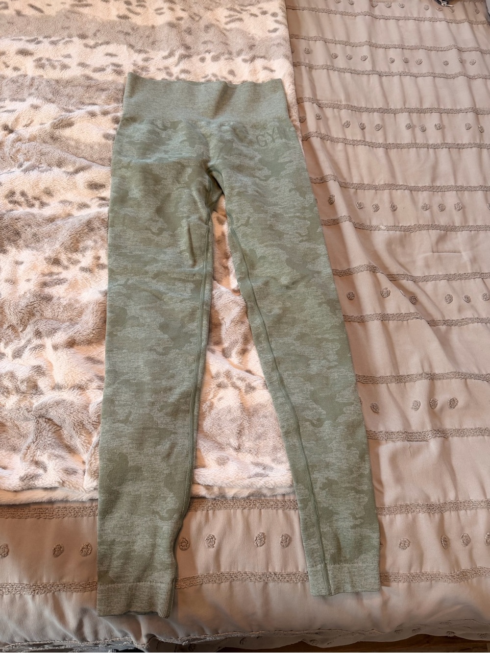 Gymshark Olive Green Camo Seamless Leggings
